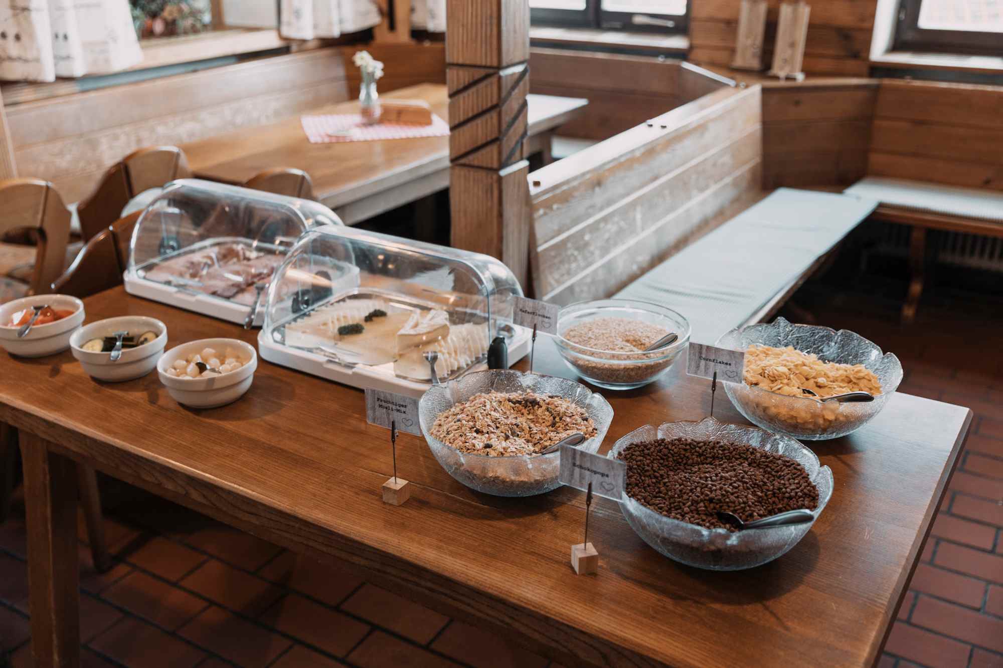 Frühstücksbuffet am Straubinger Haus