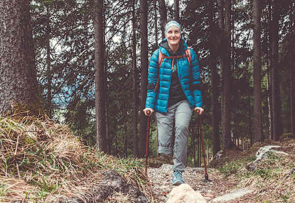 Jacqueline inspiriert Menschen auf der ganzen Welt und zeigt ihnen, dass man auch nach den schwersten Schicksalsschlägen neue Ziele erreichen und ein glückliches Leben führen kann.