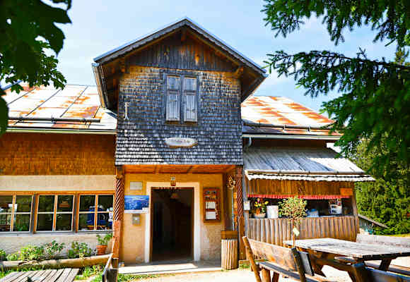Die Tschafonhütte